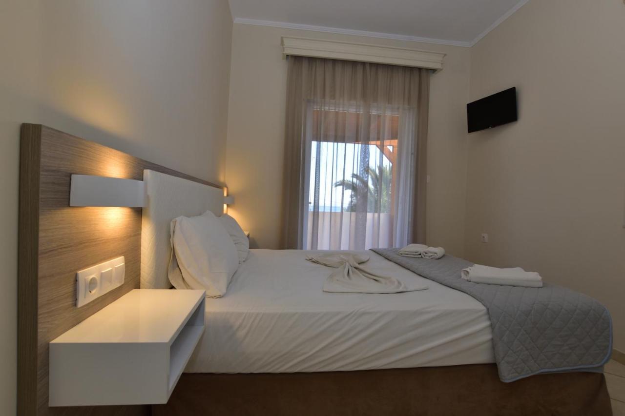 Flisvos Rooms Palaiochora Zewnętrze zdjęcie