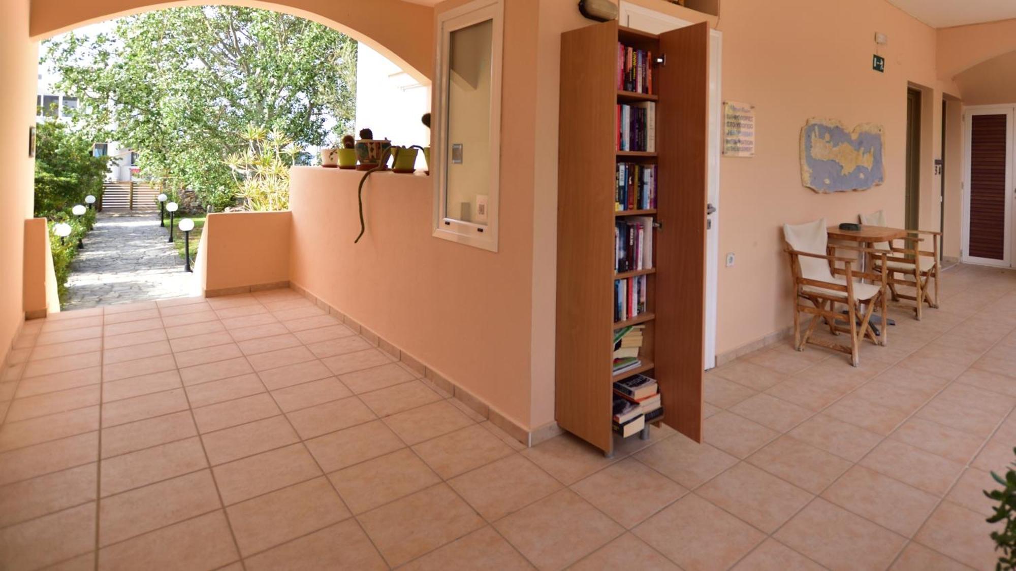 Flisvos Rooms Palaiochora Zewnętrze zdjęcie
