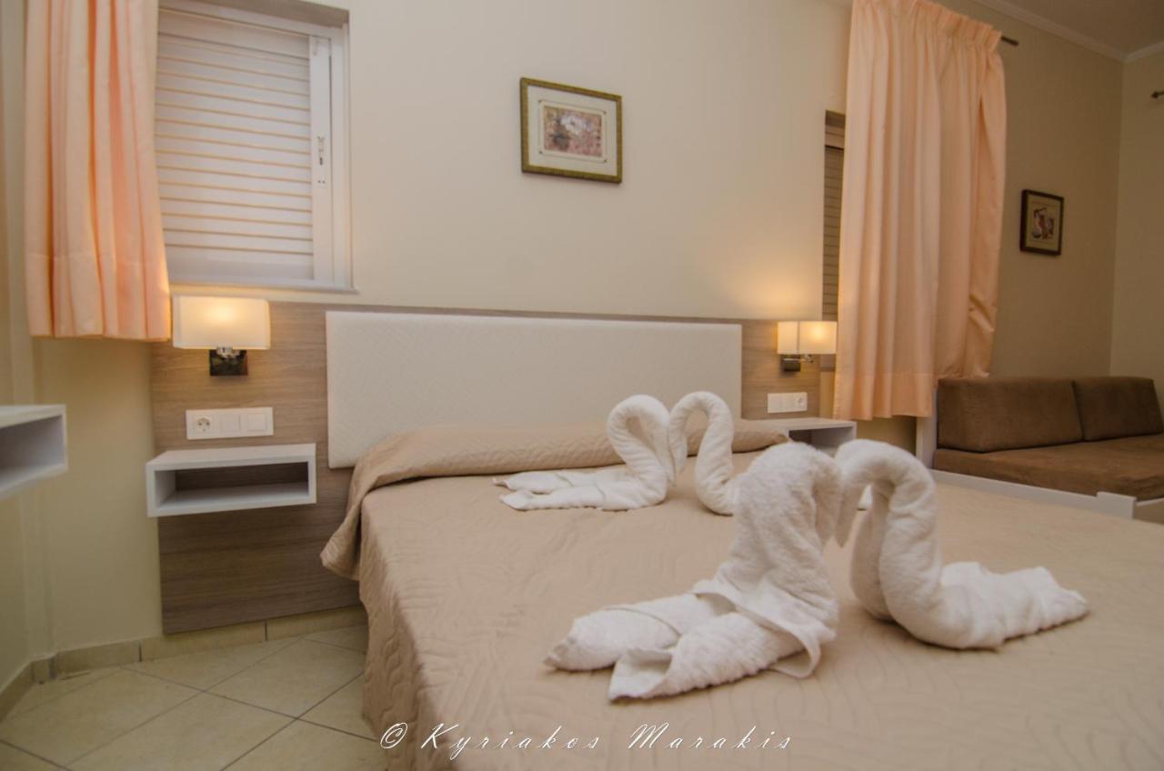 Flisvos Rooms Palaiochora Zewnętrze zdjęcie